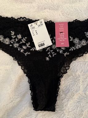 2 H&M Black Lace Brazilian Bikini Briefs with White Floral Embroidery